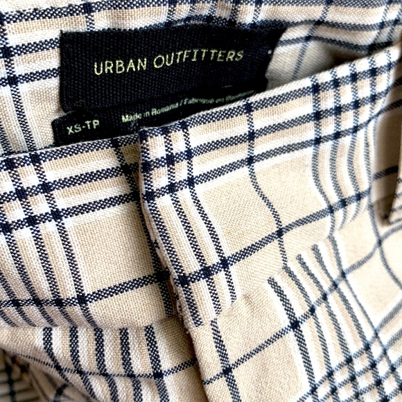 Urban Outfitters Checkered Cargo jogger pants - Picture 5 of 6